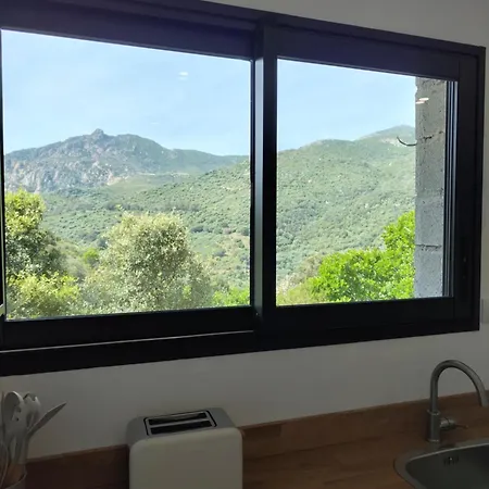 Un Ete Sur L'ile De Beaute Entre Et Nature Appartement Ajaccio (Corsica)